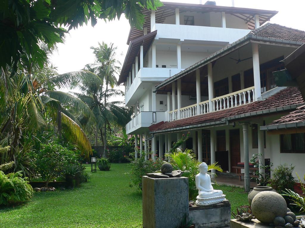 Gaestehaus Isabella Beruwala Buitenkant foto